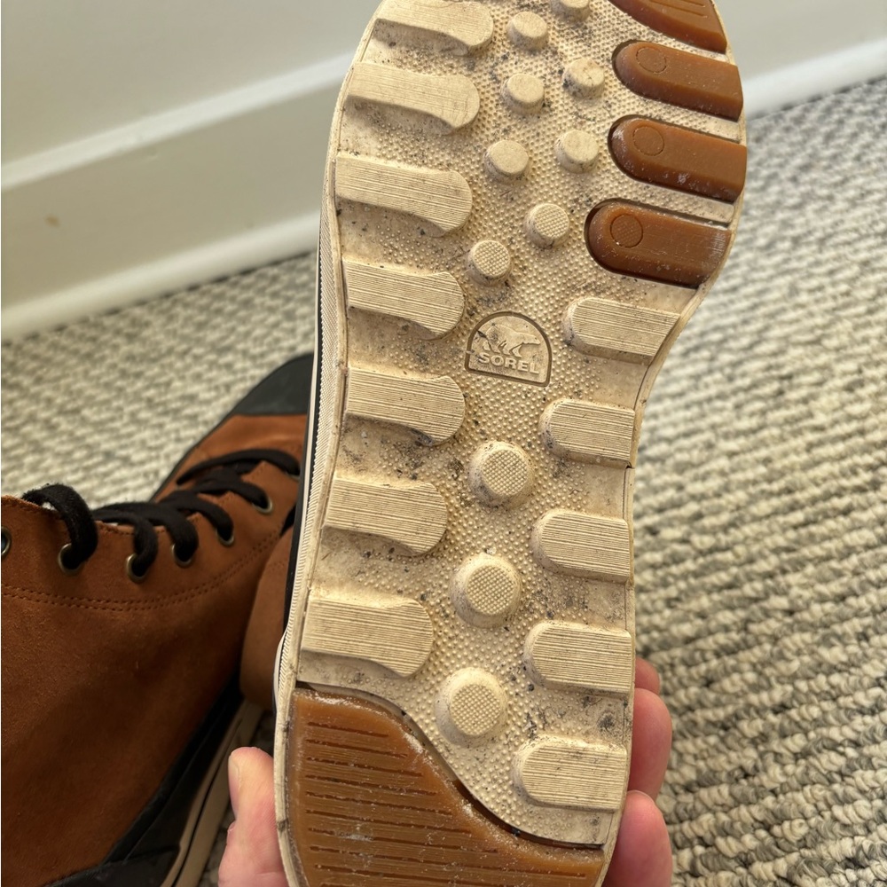 Sorel Metro Brown and Blue Winter Boots with Lace-Up Design and Suede Texture - Picture 6 of 7